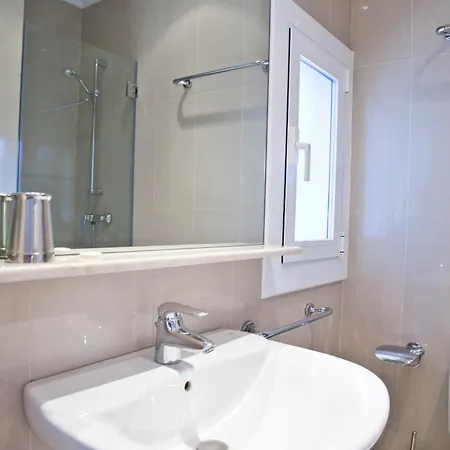 Villa Las Maravillas, 250m From The Beach *